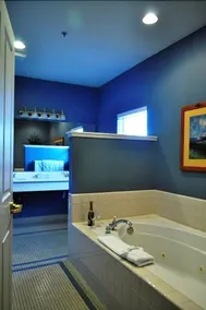 The Sebastopol Inn - Image 2