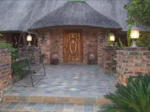 Lukafrica Riverside Chalets - Image 3