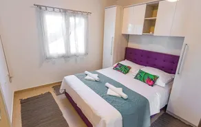 Stunning Home in Milna With 6 Bedrooms, Wifi and Outdoor Swimming Pool - Image 5