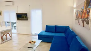 Modern & Central Apt in Athens - Image 2
