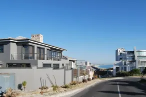 Luxury Mountain View Villa - Image 5