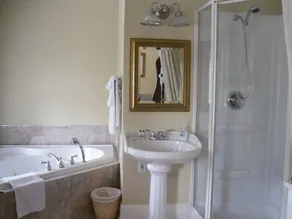 Acacia Bed and Breakfast - Image 3