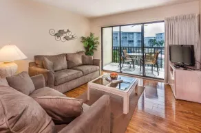 Helene's Santa Maria Harbour Condo - Image 5