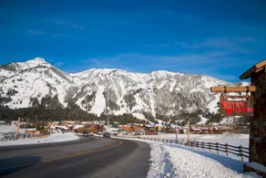 Macker's Cabin by Jackson Hole Resort Lodging - Image 4