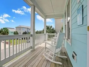 Mermaid Haven - Stylish Luxury Home In Kure Dunes. Enjoy The Sun Or Shade With Both A Covered Screened In Porch As Well As A Sunning Deck! 4 Bedroom Home by Redawning - Image 5