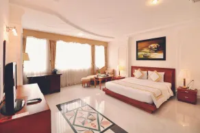 Tan Hoang Long Hotel - Image 4