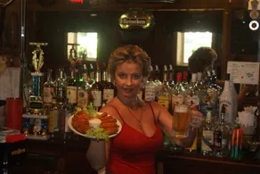 B&B Lounge - Image 3
