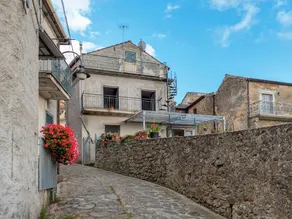 Peaceful Holiday Home in Perdifumo With Balcony - Image 3