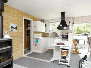 Scenic Holiday Home in Thyholm Near Sea - Image 4