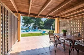 Golden Sand Apartments - Image 3