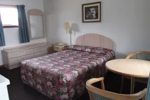Delux Inn - Image 3