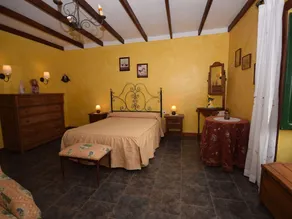 Cozy Cottage in Orotava With Swimming Pool - Image 2