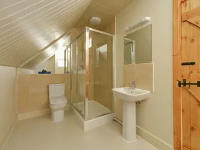 Calm Holiday Home in Broadstairs Kent With Garden - Image 5