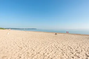 Flats For Rent - Sea Apartments - Image 4