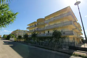 Apartment With 2 Bedrooms in Caulonia Marina, With Wonderful Mountain View, Shared Pool, Furnished Balcony - 100 m From the Beach - Image 2