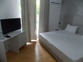 Hotel Diamond - Image 2