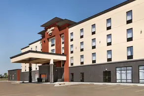 The Landing Hotel & Conference Centre - Image 4