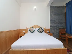 OYO 13697 Home Exotic Hill View Studio Naggar Road - Image 2