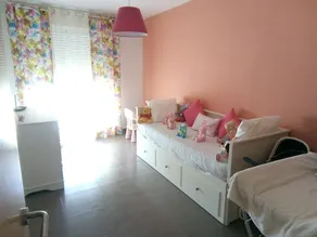 Terraced House 3 Bedrooms - Image 2
