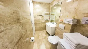 Lux Apartments Sunrior - Image 5