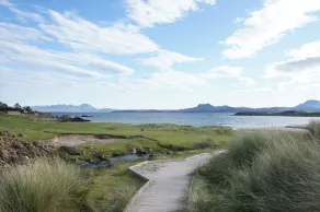 Solas, Ormiscaig, Luxury Coastal Retreat - Image 5