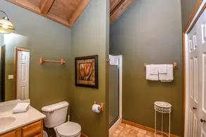 Mountain Merlot House - Image 2