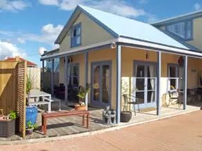 Orewa Pillows Lodge - Image 3
