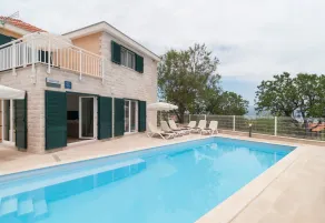 Pool Villa Tin on Island Brač - Image 3