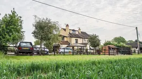 Wayside Guest House - Image 5