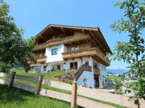 Appartement adapté aux familles avec jardin | Vue montagne | Avec animaux autorisés - Image 3