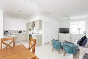 Hideaway Apartment - A Beautiful 1-br Apartment - Image 3