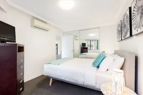Pyrmont Modern 1 BDR Apartment 28 MIL - Image 3
