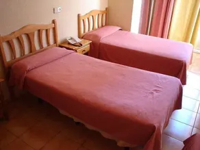 Hostal Residencia Galicia - Image 2