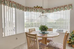 Perfect Family Home Pool & Spa! 4 Bedroom Home by RedAwning - Image 3