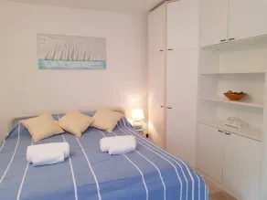 Charming Flat - Image 3