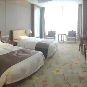 Kuangshan Hotel - Image 3