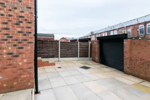 Fantastic Brand New Home - Image 5