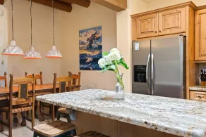 Casa Nona - Pristine Home in the Railyard District, Walk to The Plaza - Image 2