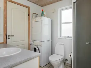 Pleasant Holiday Home in Jutland With Sauna - Image 2