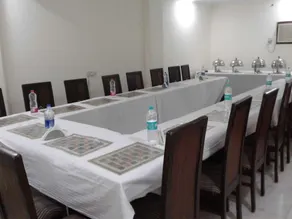 Vishal Residency Hotel - Image 5