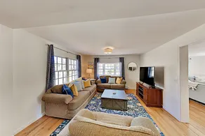 Renovated Retreat - Near Beaches & Town 5 Bedroom Home - Image 4