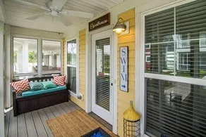 Captain`s Quarters #6 - Image 2