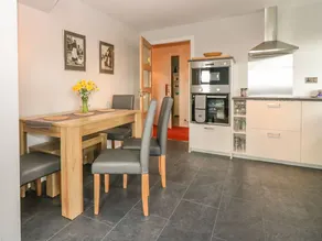 Far View Cottage - Image 2