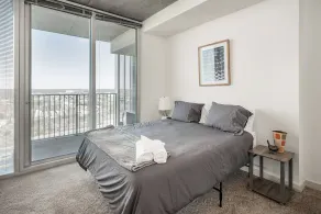 FRONTDESK Skyhouse Apts Uptown Charlotte - Image 2