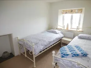1 Arthur Cottages - Image 2