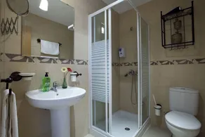 Apartamentos APR Numancia - Image 3