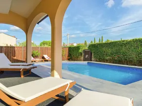 Comfortable Holiday Home in Rovinj With Private Pool - Image 5