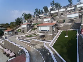 LXR Chalets - Image 3