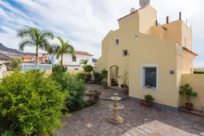 Amazing Villa MEDINA, BBQ, Heated Pool! - Image 5