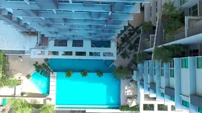 The Manor Luxury Suites & Apartments - Image 4